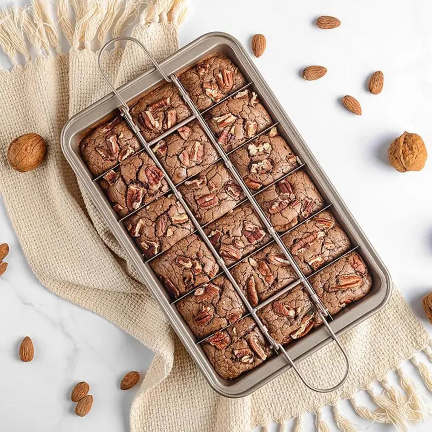 Non-Stick Brownie Pan